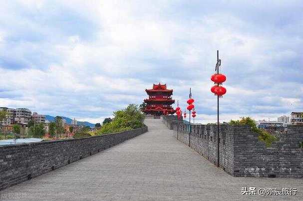 1.三亚