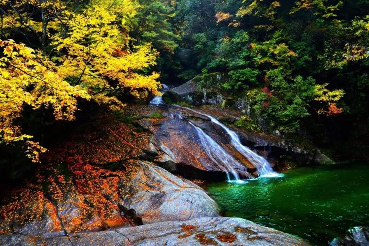 10月四川适合旅游的地方