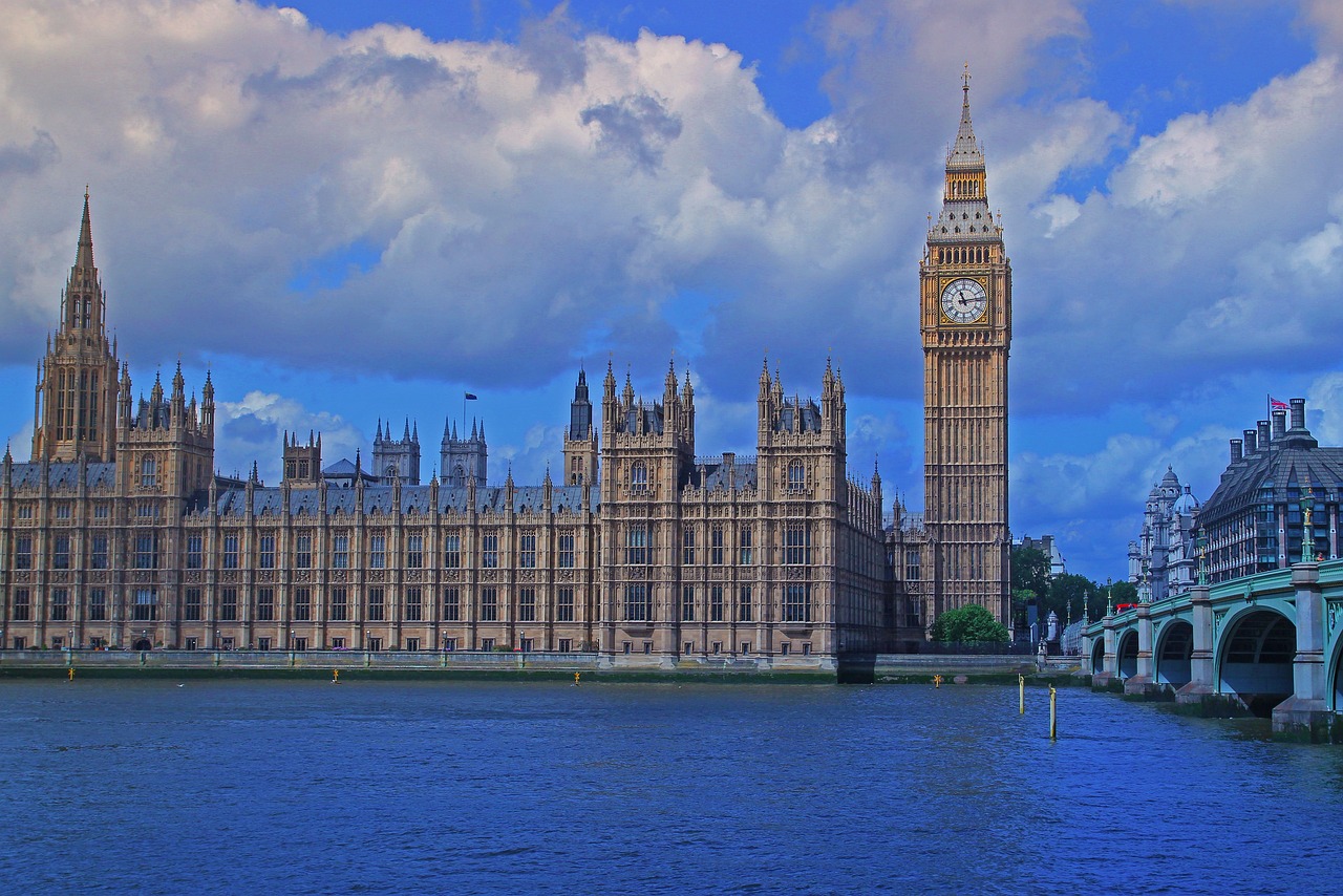 英国首相办公室宣布，英国已破产了吗？