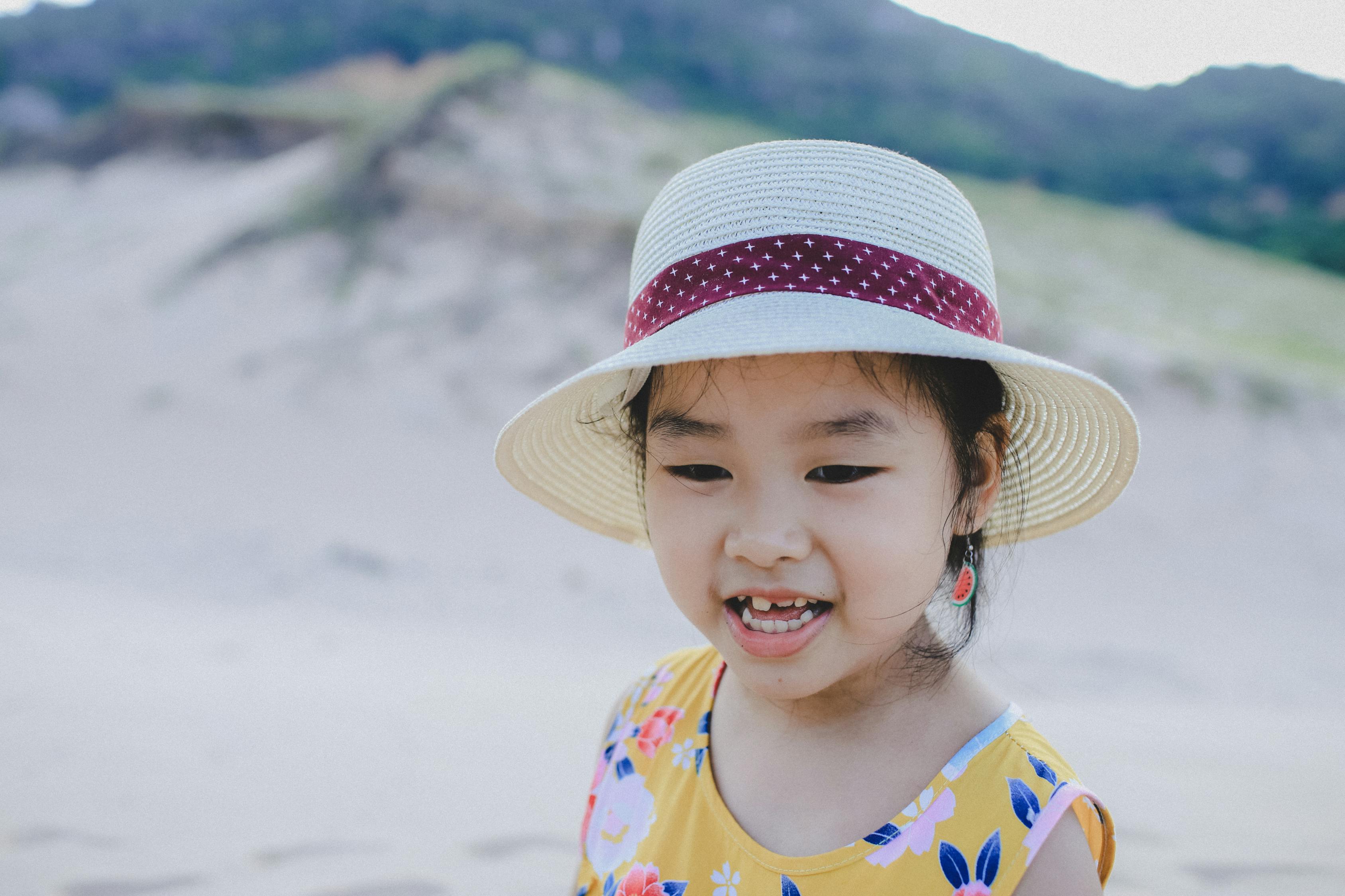 关于一位年仅十岁体重却高达一百零五斤的小女孩生病需要父亲怀抱的故事