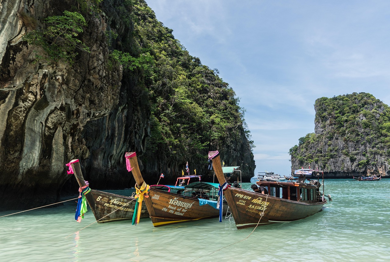 成都出发，轻松游九寨沟，最方便的旅行方式全解析