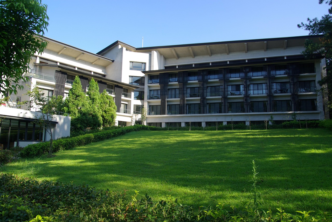 上海迪士尼乐园酒店住宿费用解析，一晚的价格与体验