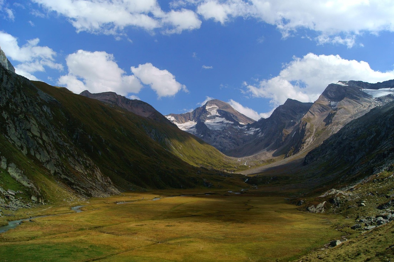 云南旅游必游景点，探索彩云之南的自然与文化瑰宝