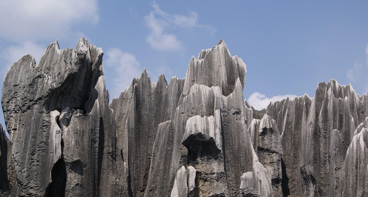 云南旅游攻略，必去景点，让你的旅程不留遗憾