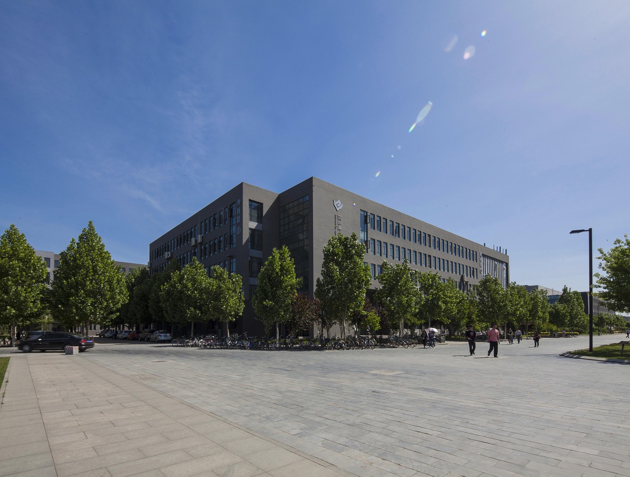 探索知识的殿堂，爱丁堡大学的魅力与学术实力